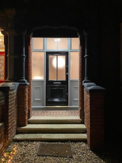 The House - Southamptonヴィラ エクステリア 写真